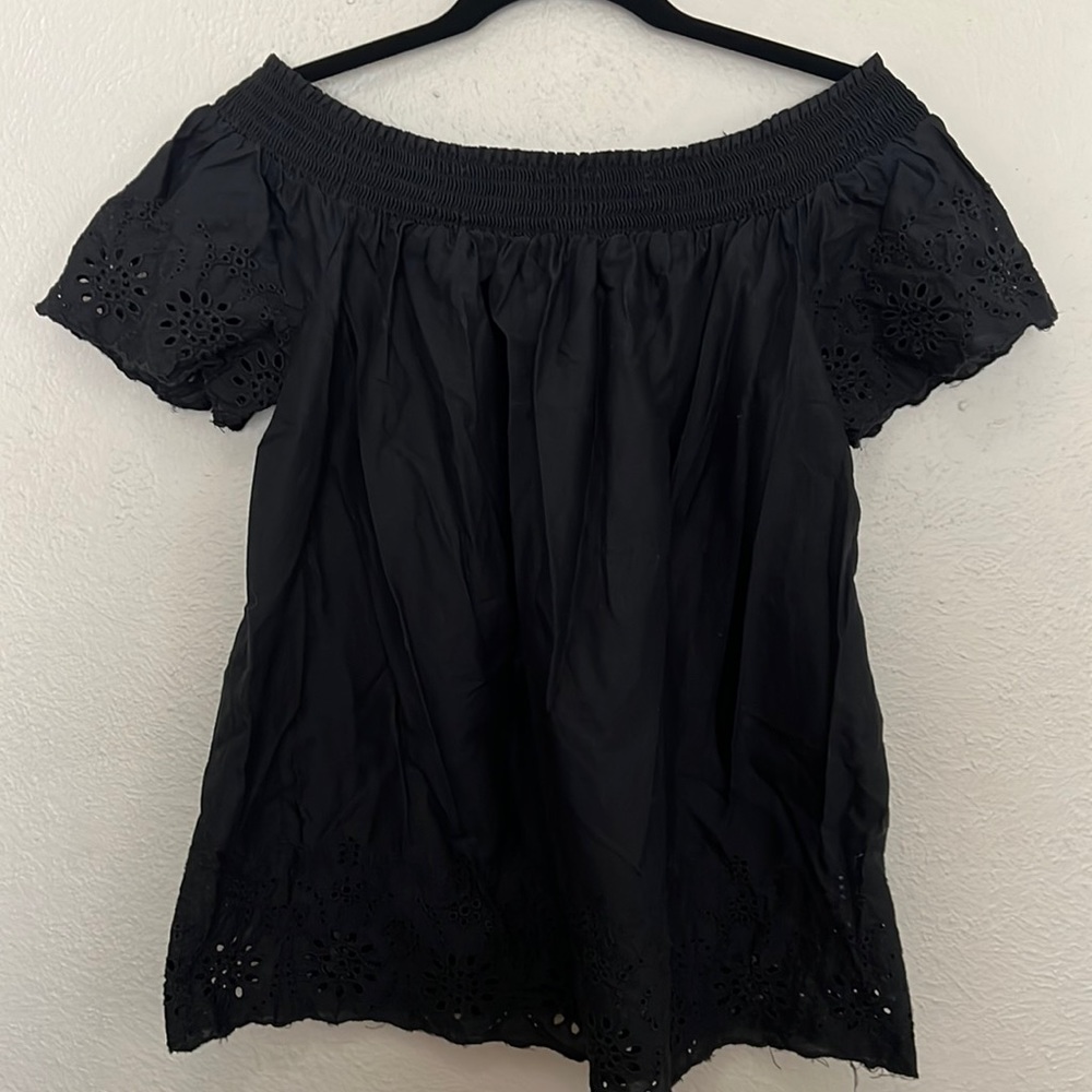 Old Navy Black top